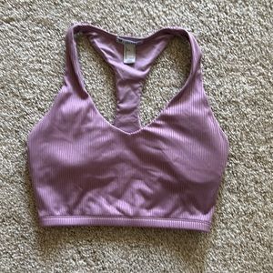 Ribbed sports bra